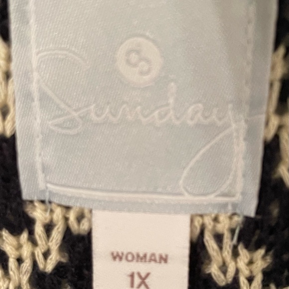 Dress Barn 1X Sweater - Picture 2 of 6